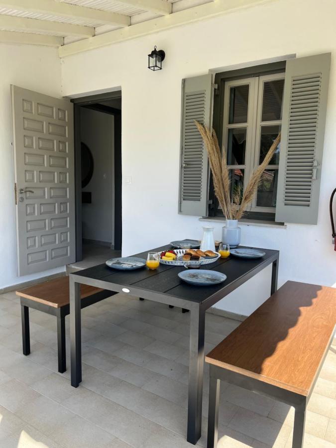 Villa Filira สเกียธอสทาวน์ ภายนอก รูปภาพ