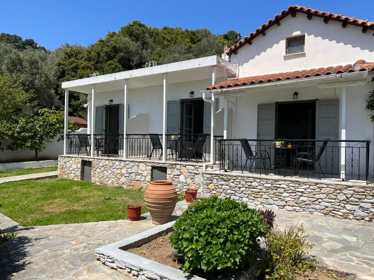 Villa Filira สเกียธอสทาวน์ ภายนอก รูปภาพ